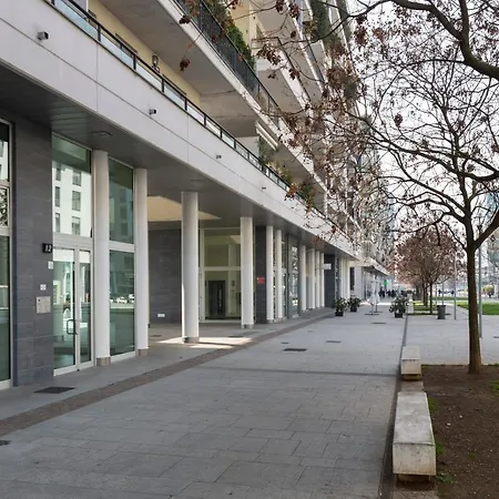 Appartement Sky Santa Giulia Milan