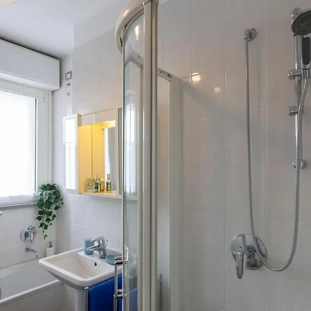 Sky Santa Giulia Apartman *